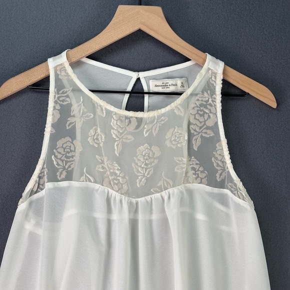 ABERCROMBIE & FITCH White Sheer Floral Lace Overlay Sleeveless Cami Blouse Sz M - Picture 2 of 10